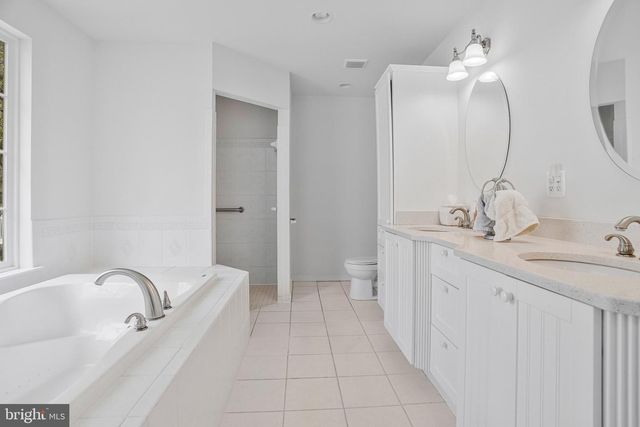 7045 ROSE LN, La Plata, MD 20646
