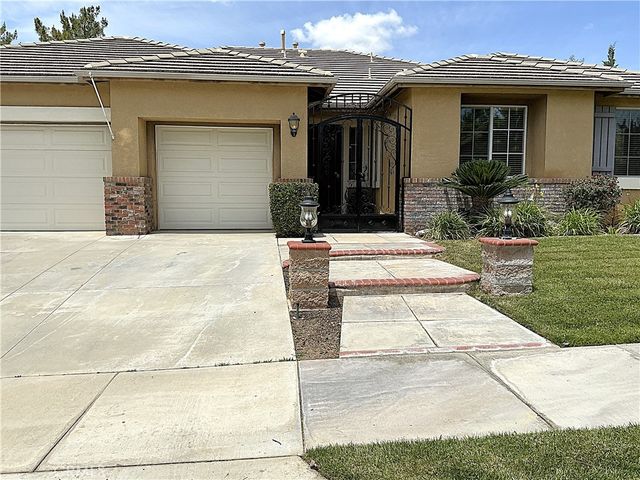 34834 Maplewood Lane, Yucaipa, CA 92399
