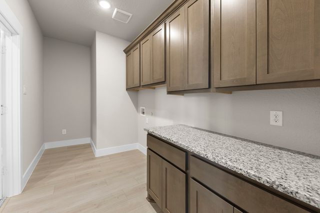 1908 Vittoria Lane, Little Elm, TX 75068