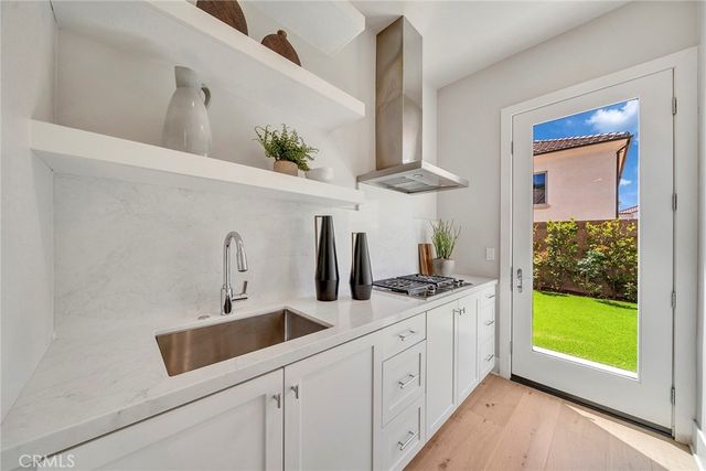 207 Pinnacle, Irvine, CA 92602