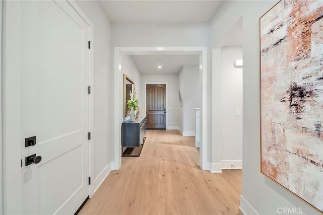 207 Pinnacle, Irvine, CA 92602