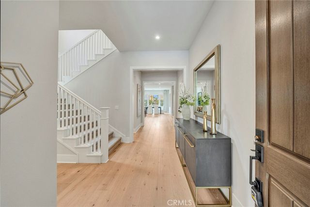 207 Pinnacle, Irvine, CA 92602