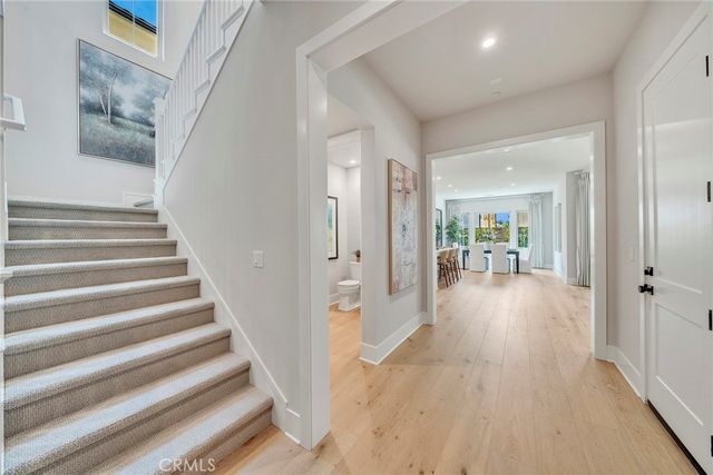 207 Pinnacle, Irvine, CA 92602
