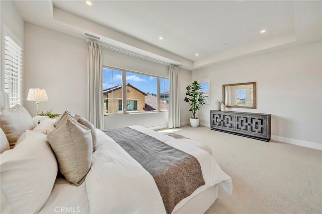 207 Pinnacle, Irvine, CA 92602