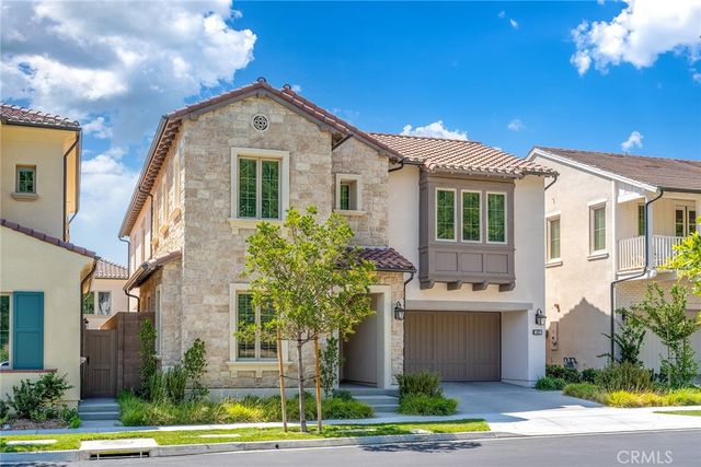 207 Pinnacle, Irvine, CA 92602
