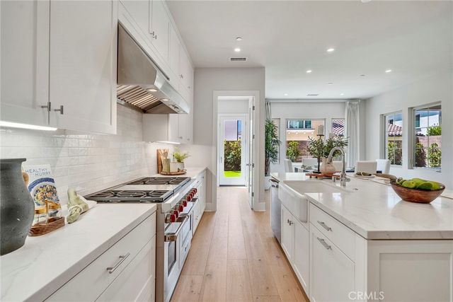 207 Pinnacle, Irvine, CA 92602