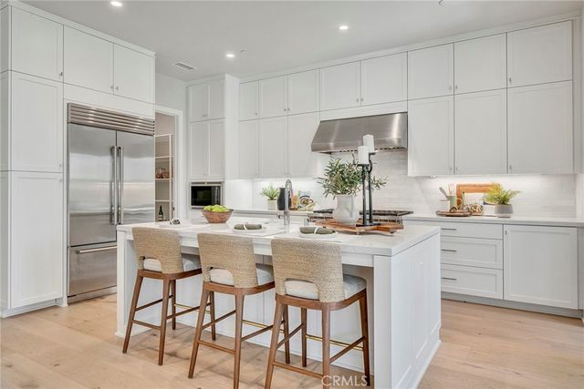 207 Pinnacle, Irvine, CA 92602