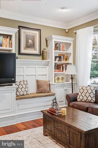 267 W WHITE HORSE PIKE, Berlin, NJ 08009