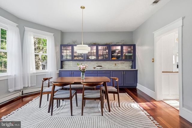 267 W WHITE HORSE PIKE, Berlin, NJ 08009