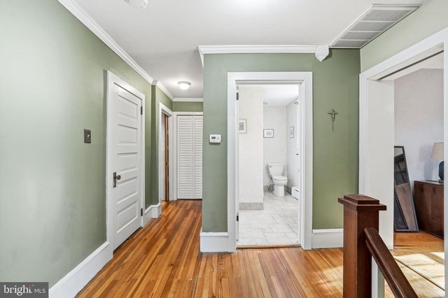 267 W WHITE HORSE PIKE, Berlin, NJ 08009
