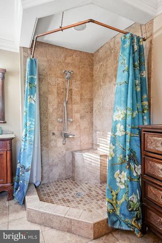 267 W WHITE HORSE PIKE, Berlin, NJ 08009