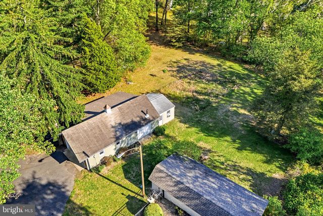267 W WHITE HORSE PIKE, Berlin, NJ 08009