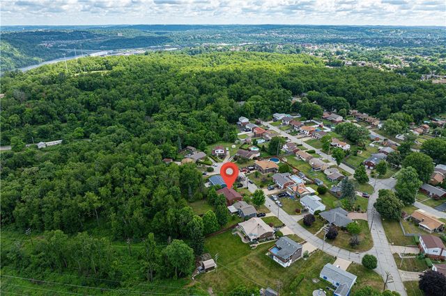 125 Homeridge, Lincoln Place, PA 15120