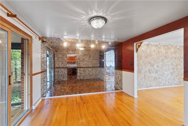 125 Homeridge, Lincoln Place, PA 15120