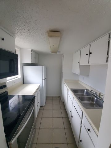 6050 Melody Lane 215, Dallas, TX 75231