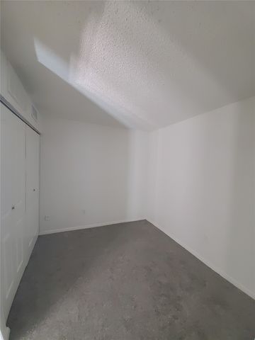 6050 Melody Lane 215, Dallas, TX 75231