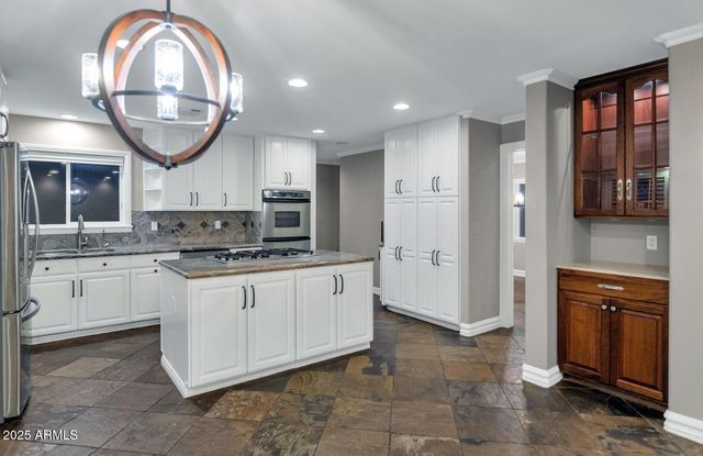 416 W MCLELLAN Boulevard, Phoenix, AZ 85013