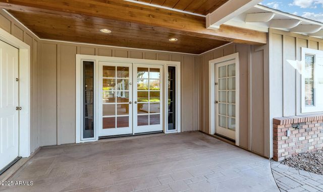 416 W MCLELLAN Boulevard, Phoenix, AZ 85013