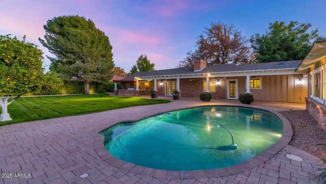 416 W MCLELLAN Boulevard, Phoenix, AZ 85013