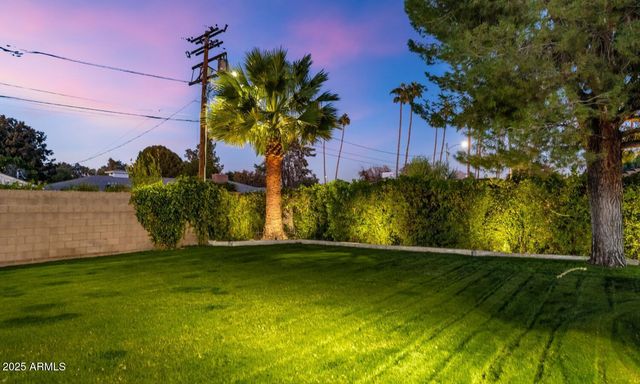 416 W MCLELLAN Boulevard, Phoenix, AZ 85013