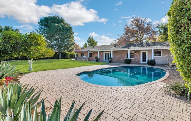 416 W MCLELLAN Boulevard, Phoenix, AZ 85013