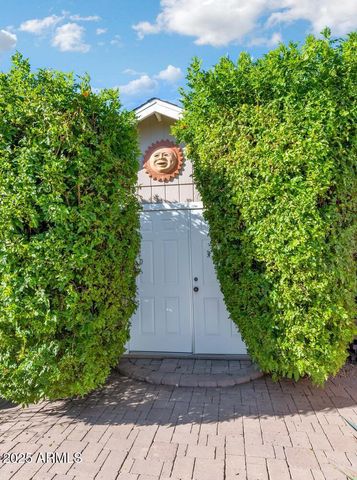 416 W MCLELLAN Boulevard, Phoenix, AZ 85013