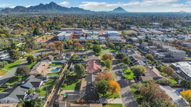 416 W MCLELLAN Boulevard, Phoenix, AZ 85013