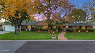 416 W MCLELLAN Boulevard, Phoenix, AZ 85013