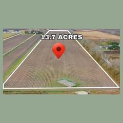 - Bj Dusek Road, Wallis, TX 77485