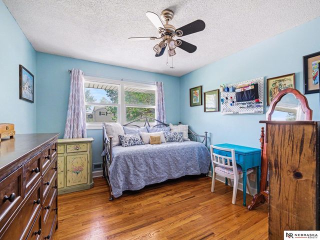 8110 Bowie Drive, Omaha, NE 68114