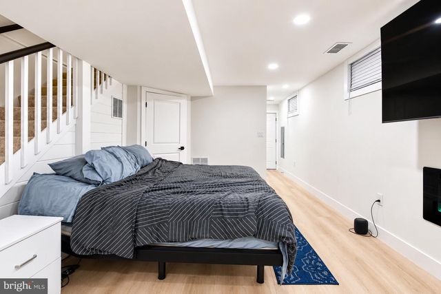 1237 EMERSON ST NE, Washington, DC 20017