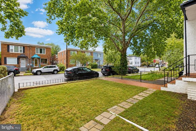 1237 EMERSON ST NE, Washington, DC 20017