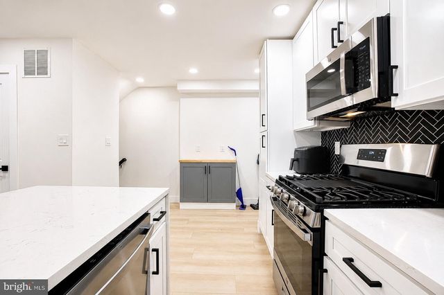 1237 EMERSON ST NE, Washington, DC 20017