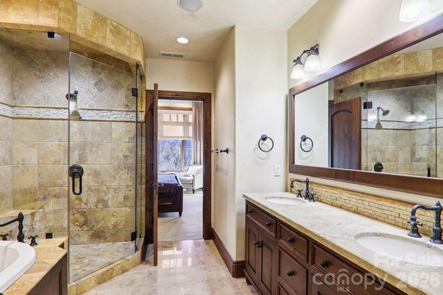 7 Chedworth Way, Arden, NC 28704