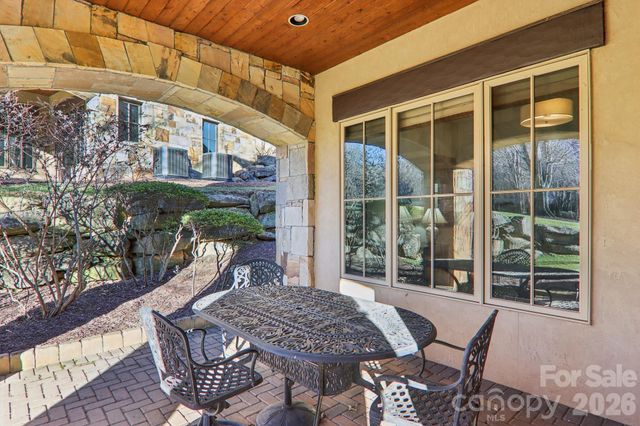 7 Chedworth Way, Arden, NC 28704