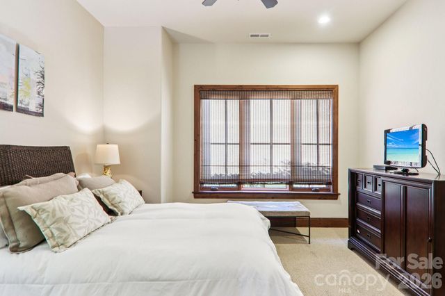 7 Chedworth Way, Arden, NC 28704