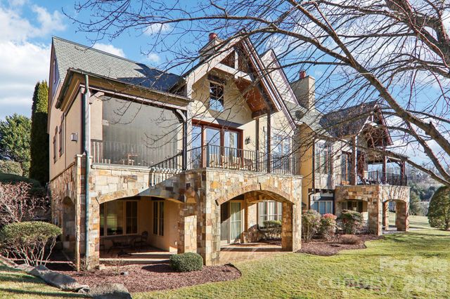 7 Chedworth Way, Arden, NC 28704