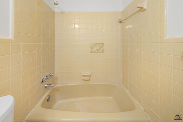 608 Meadow Ridge Drive, Warner Robins, GA 31093