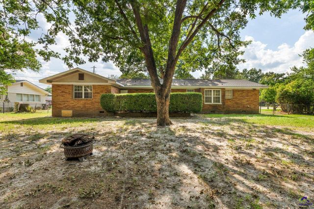 608 Meadow Ridge Drive, Warner Robins, GA 31093