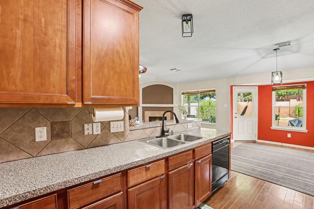 26922 Kingston Glen Lane, Katy, TX 77494