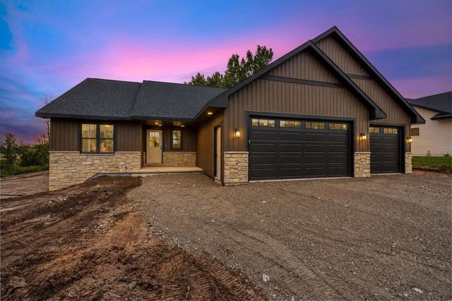 3869 VAN LANEN ROAD, Green Bay, WI 54311