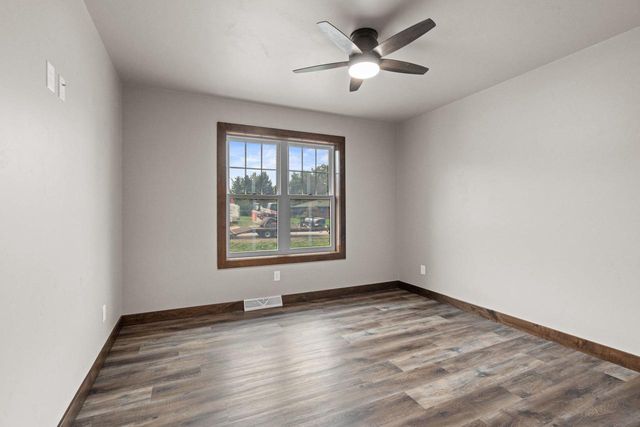 3869 VAN LANEN ROAD, Green Bay, WI 54311