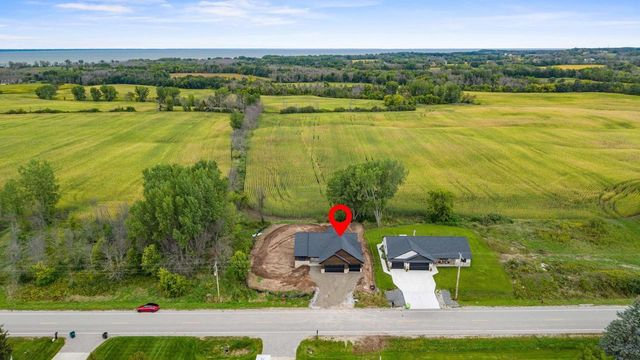 3869 VAN LANEN ROAD, Green Bay, WI 54311