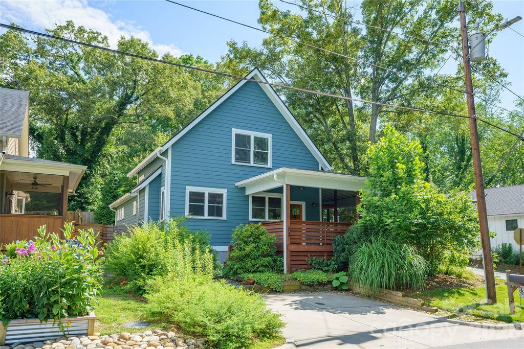 73 Downing Street, Asheville, NC 28806