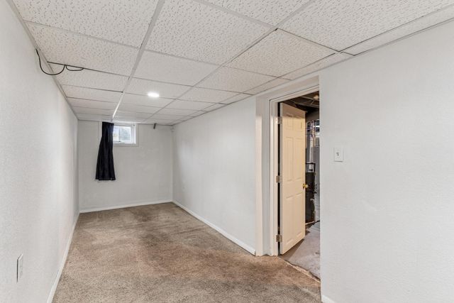 1162 Kern Street, Waterloo, IA 50703