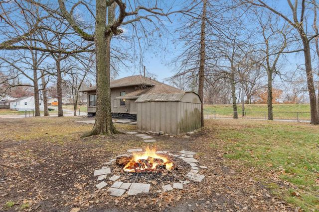 1162 Kern Street, Waterloo, IA 50703