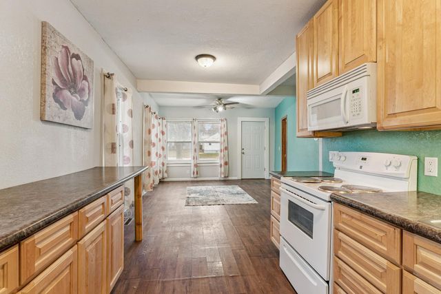 1162 Kern Street, Waterloo, IA 50703