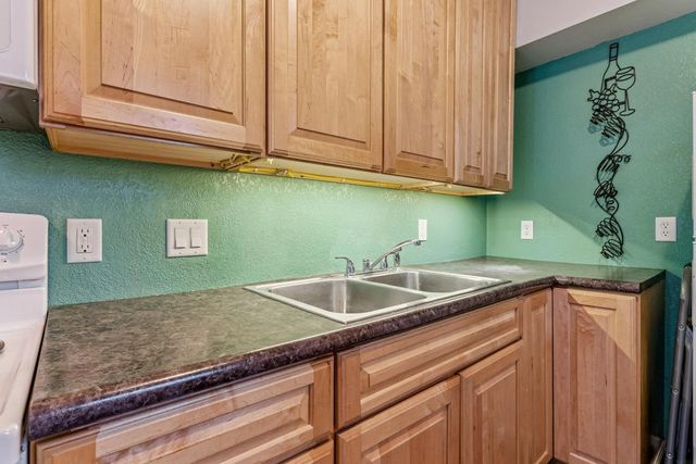 1162 Kern Street, Waterloo, IA 50703