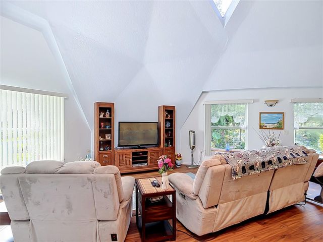 2320 BOGAERT ROAD, Dover, FL 33527