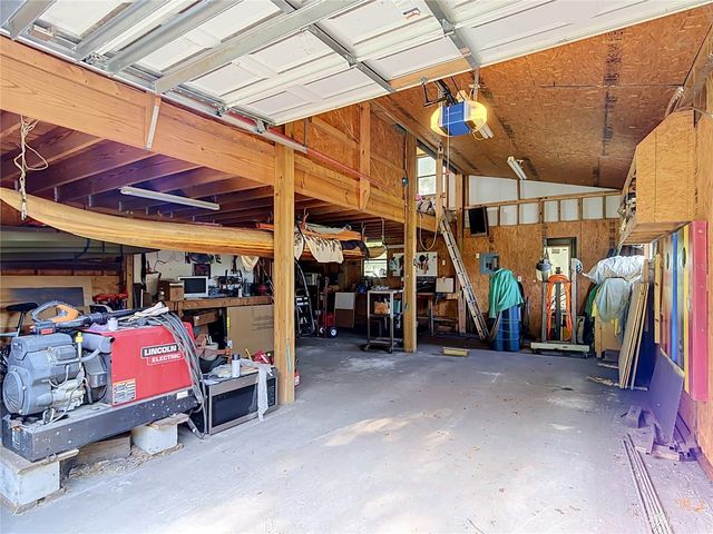2320 BOGAERT ROAD, Dover, FL 33527